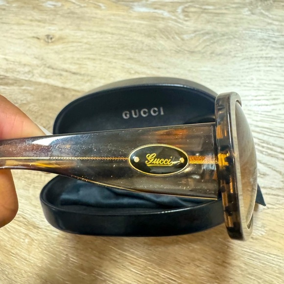 Gucci brown and beige acetate glitter sunglasses - Picture 4 of 9